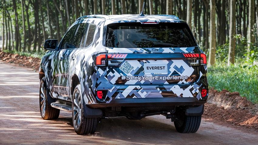 為了提升第三排舒適度，新 Ford Everest 特別加大車窗面積。