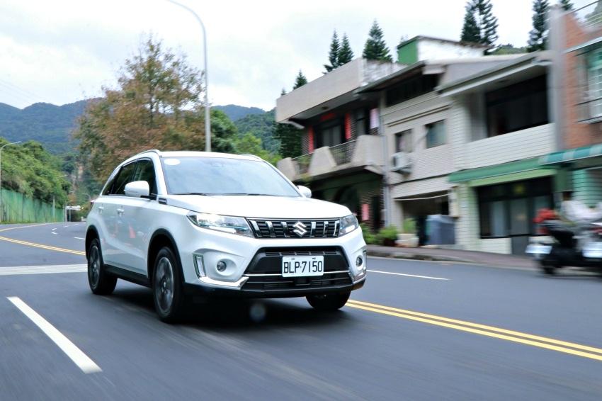 加入 48V 輕油電後，Vitara 的起步獲得明顯提升，比起過去更加飽滿充沛。