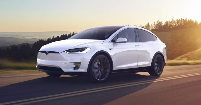 電動車每 10 萬輛交付新車中，平均只有 25.1 輛發生火災。