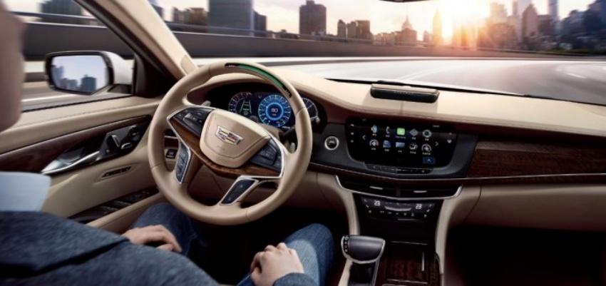 《IIHS》主席指出，以新的測試標準來看，目前市面上的半自動駕駛系統都不合格。