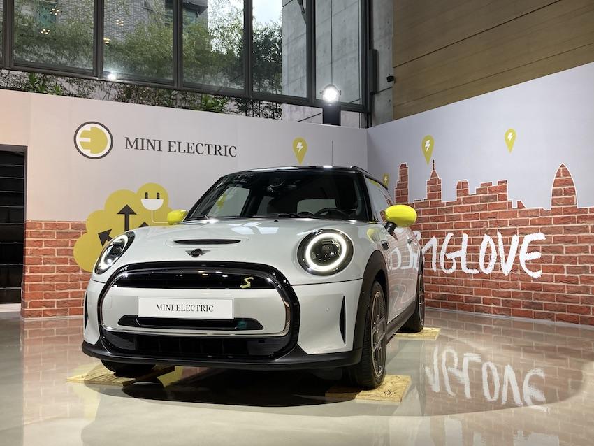 MINI Electric 純電動車今日（2/18）開放台灣民眾預訂，有機會在年底前交車。