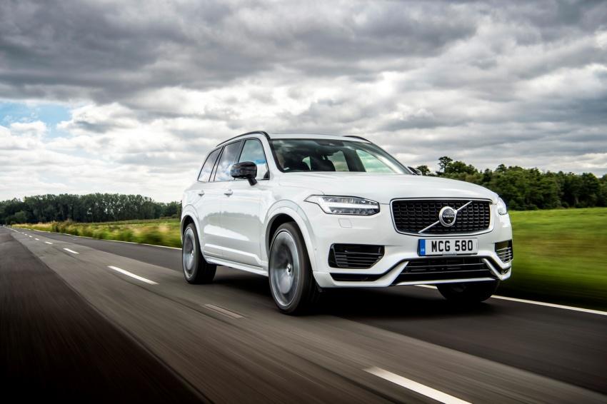 台灣 Volvo 針對 V60、XC60、XC90 的正 22 年式新增 T8 Recharge Momentum 車型。