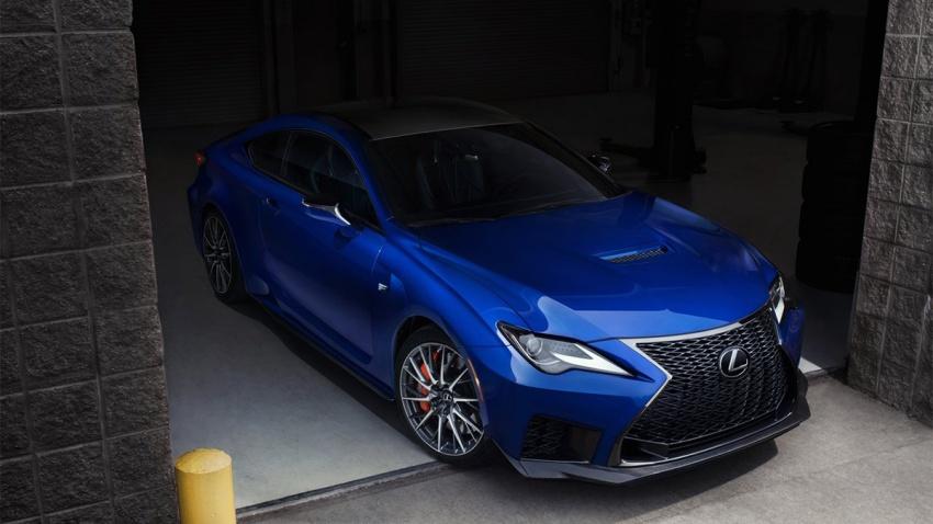 現行 Lexus RC F 搭載 5.0 升自然進氣引擎，可以輸出 464 匹馬力。