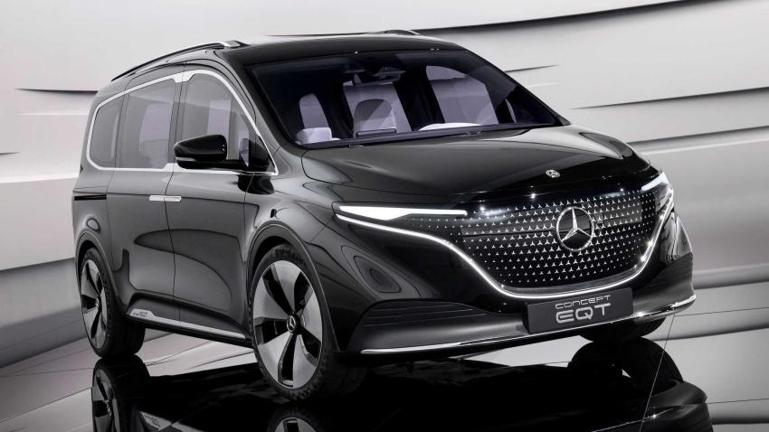 去年賓士發表的 EQT 被視為幫 T-Class 打頭陣，兩者的車身尺碼預計相仿。