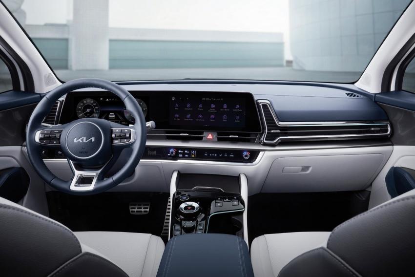 新世代 Sportage 具備科技化內裝，並配置雙 12.3 吋大螢幕。