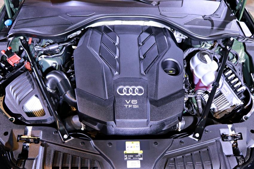 標準軸與長軸皆搭載 V6 渦輪引擎加上 48V 輕油電系統，同時還有四驅配置。