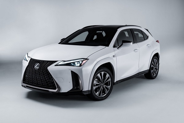 Lexus 搶推小改款 SUV！新 UX 配備升級變得更聰明