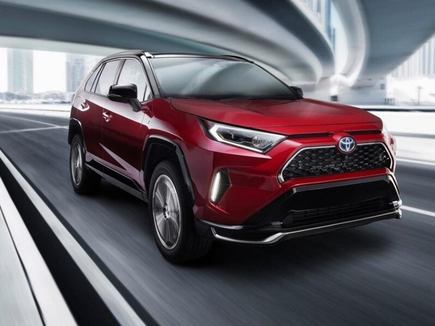 現行 RAV4 擁有優異的銷售表現，外媒指出，Toyota 有意推出 GR 高性能版本。