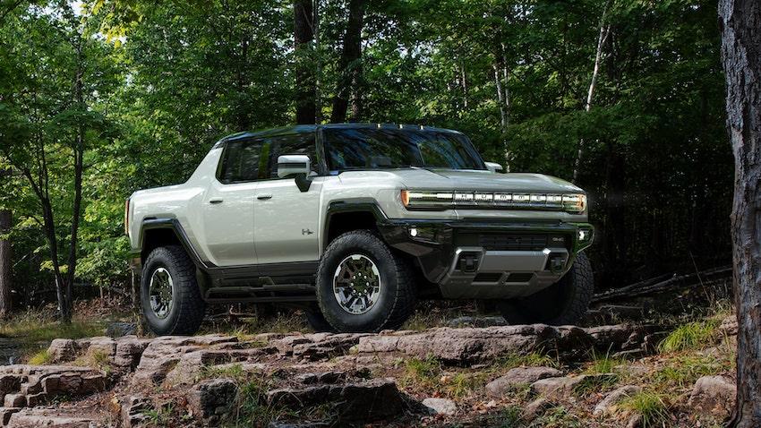 Hummer EV 每英里二氧化碳排放比 Chevrolet Malibu 汽油車還高。