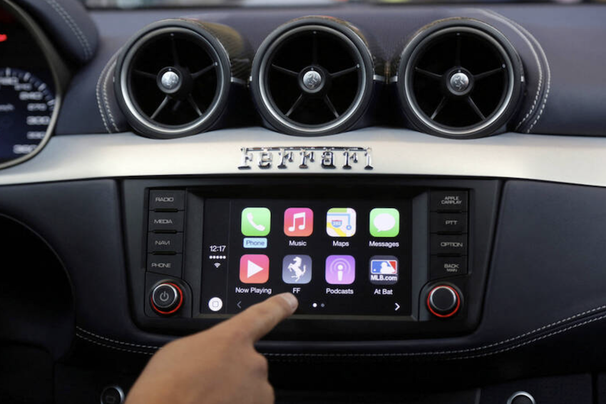 是否能進軍並領先汽車行業，CarPlay 將成蘋果關鍵。（路透）