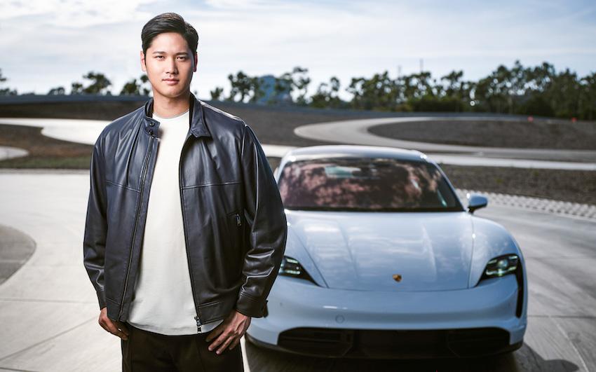 搭配拍攝的車款，是 Taycan Turbo S。