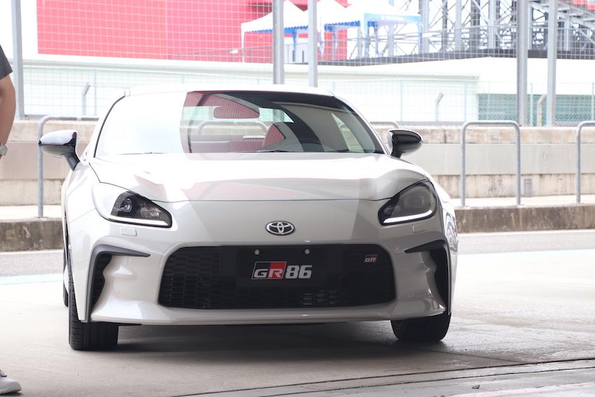 「頭文字 D 經典跑車」Toyota GR86 大改款台灣發表！首批只有 60 台