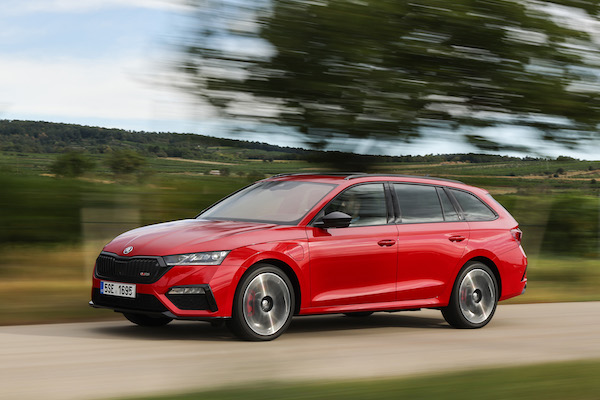 全球年銷售暴跌 20%！汽車專家感概：旅行車走不出歐洲市場