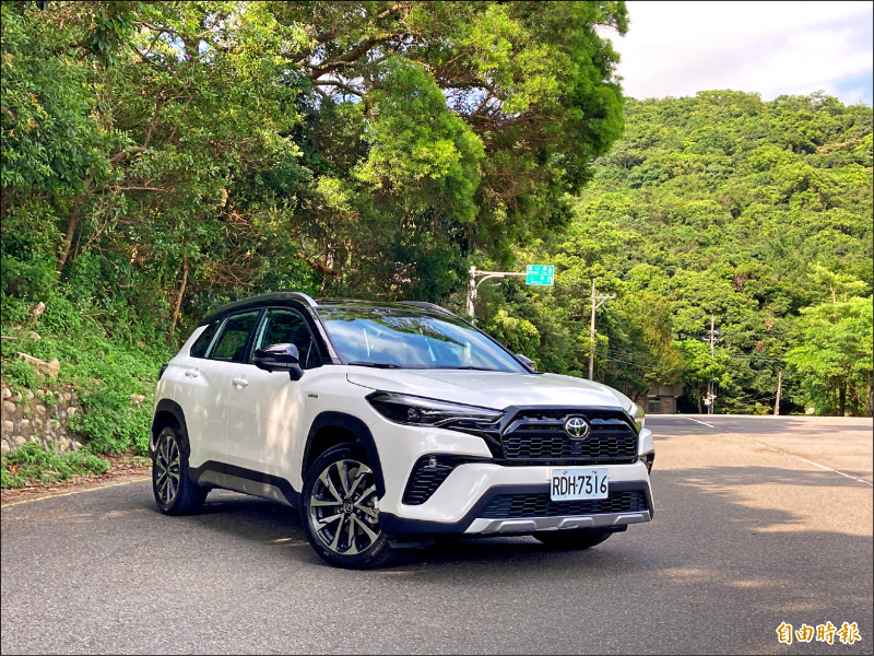Toyota Corolla Cross今年銷量依然出色，比RAV4加Altis銷量總和還多。（記者陳英傑攝）