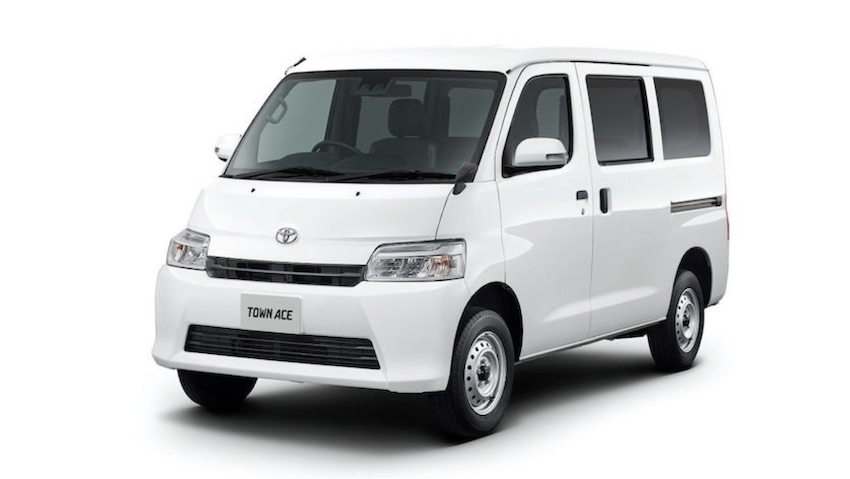 Town Ace 將會有 4 車型，手排與自排各兩種車型選擇。