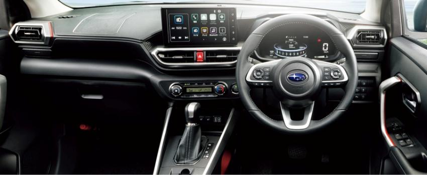 內裝比照 Toyota Raize 鋪陳，不過頂規車型具備電子手煞車。