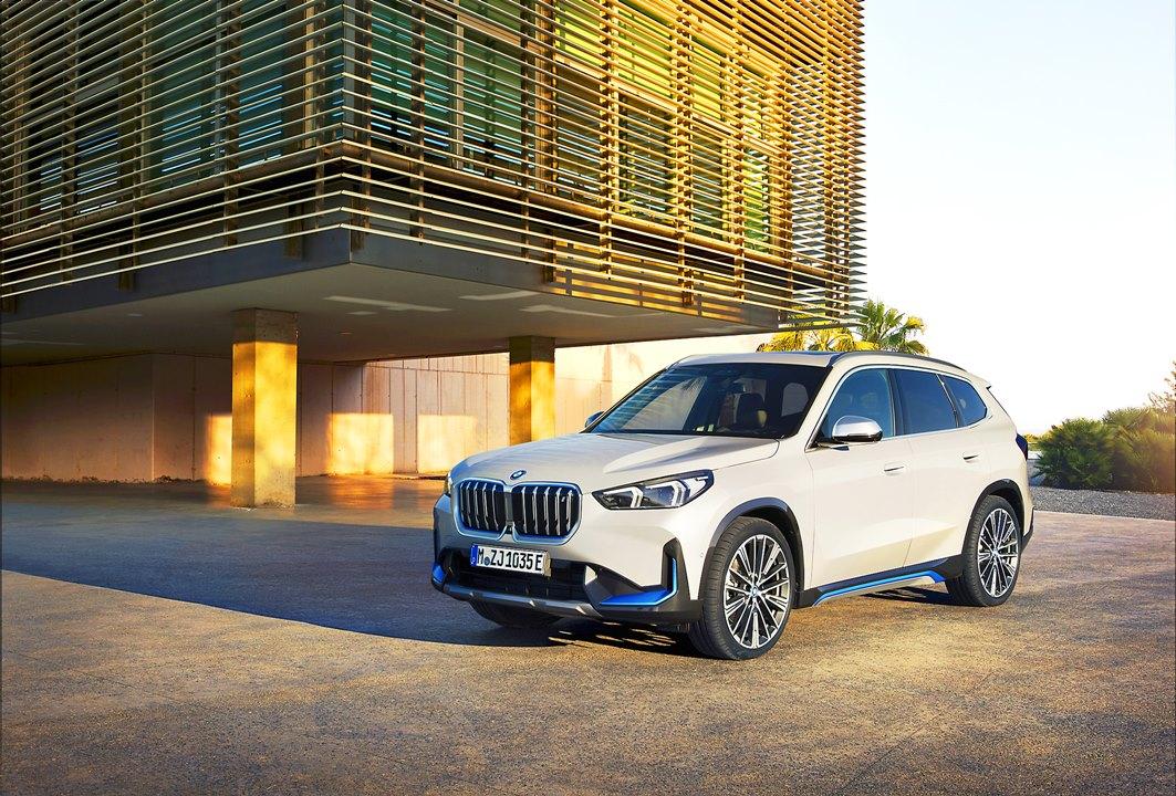 BMW入門電動休旅iX1目前已在台灣預售，預計明年第一季正式上市。