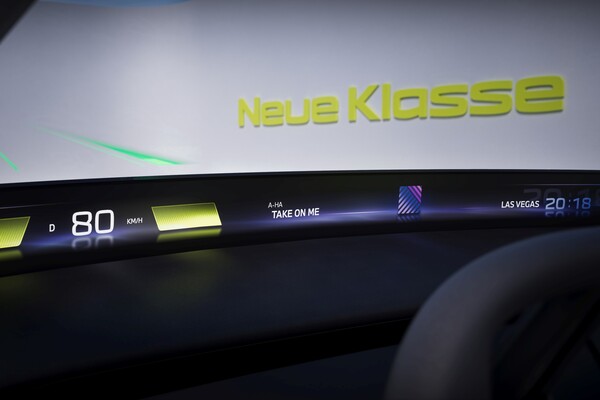 新一代純電 3 系列率先使用！BMW 發表最新 HUD 抬頭顯示技術