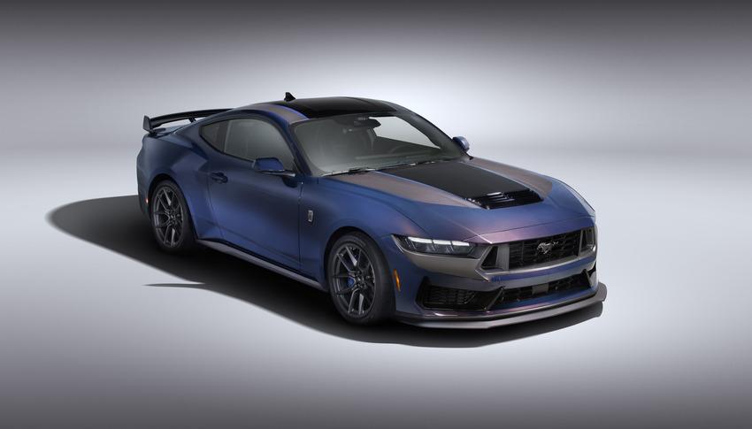 擁有 500 匹最大馬力的 Mustang Dark House 被譽為是歷代最強野馬。
