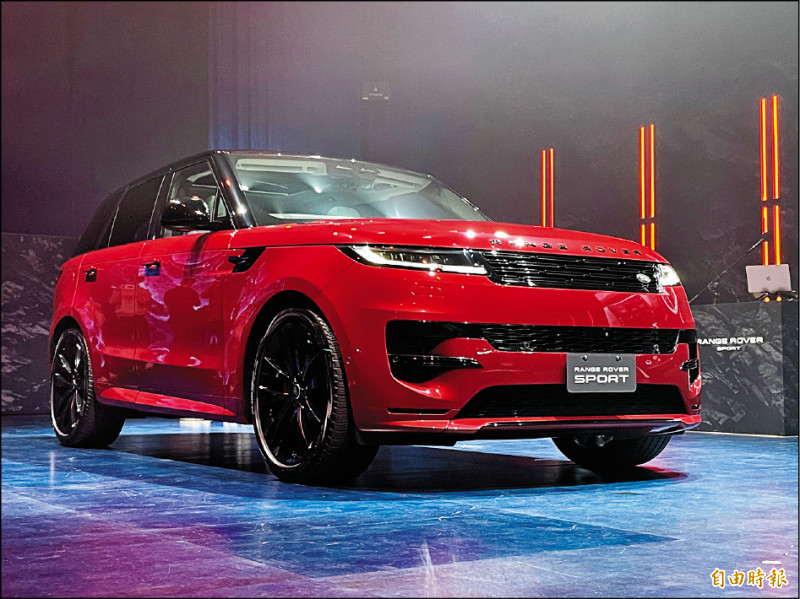 Range Rover Sport以新世代設計重新詮釋奢華跑格。（記者陳弘智攝）