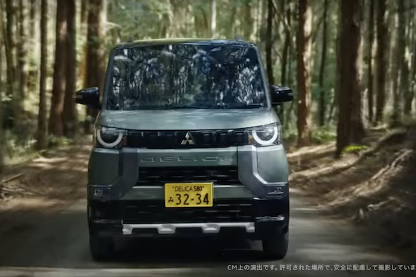 迷你版得利卡最新廣告提前曝光！化身布娃娃狗太吸晴