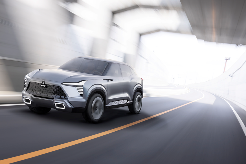從專利圖來看，XFC Concept 量產版外型大量保留概念車的元素。