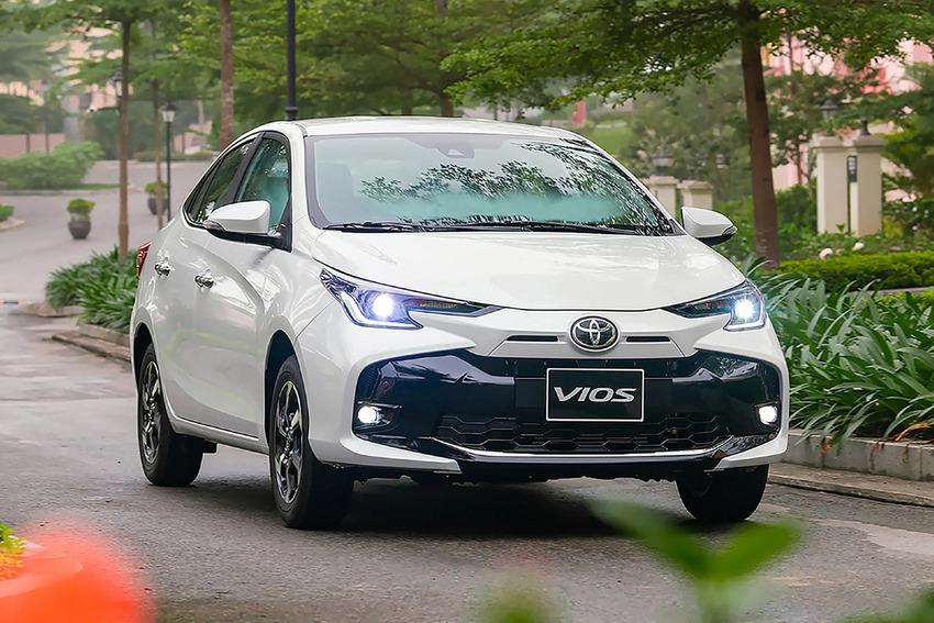 Toyota 在越南推出小改款 Vios，以全新運動化面容現身。