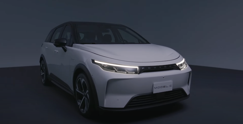 終於要來了！鴻海董事長掛保證：Model C 電動車第四季目標交車 2 萬台