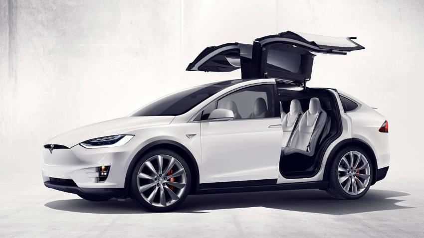 英國、日本等地的準車主收到通知，Model S/Model X 右駕車型訂單無法交車。