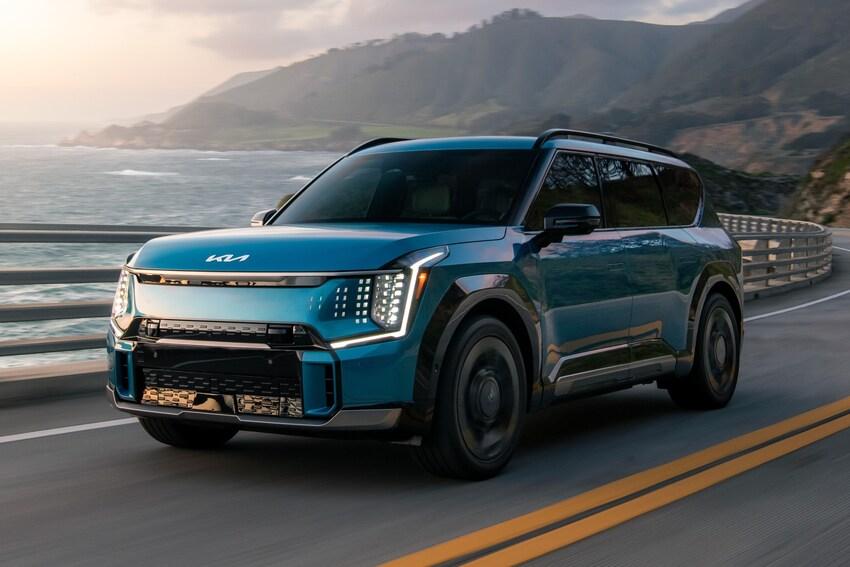 Kia 確認將會追加推出 EV9 GT，有望成為新世代品牌性能旗艦。圖為現行 EV9 GT-Line。
