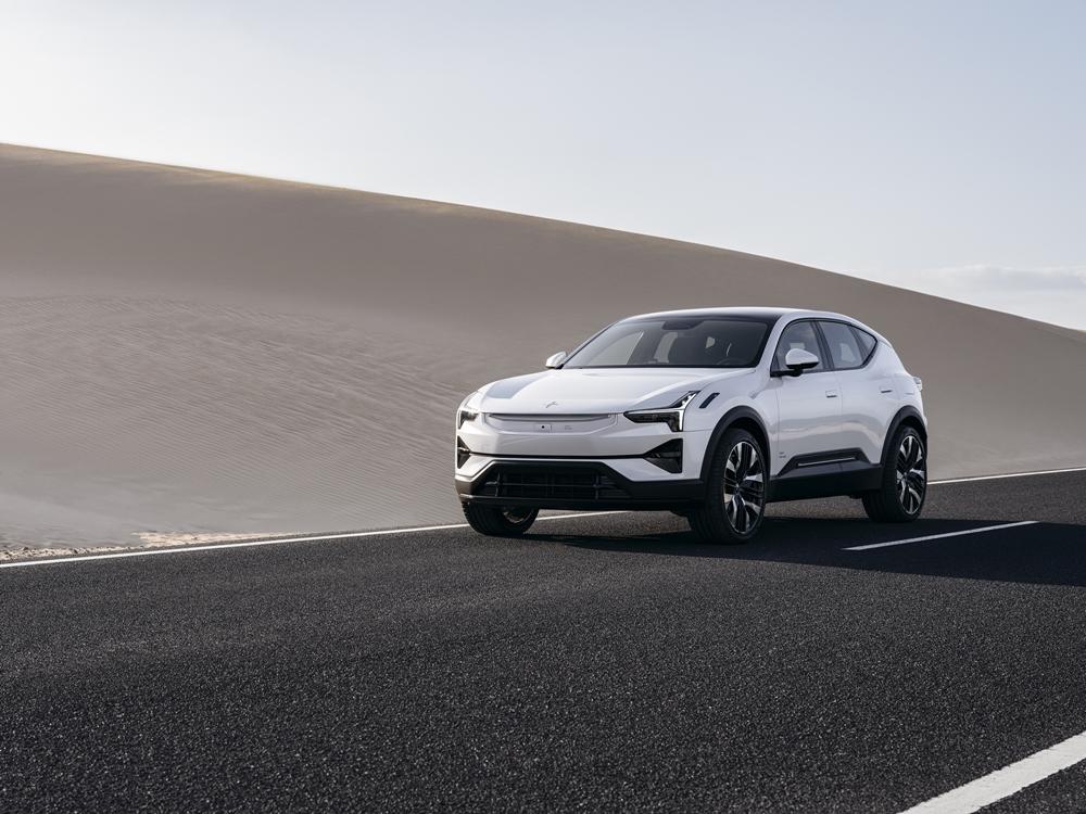 全新的空氣動力學輪廓，顯示Polestar 3高性能電動休旅的身分。