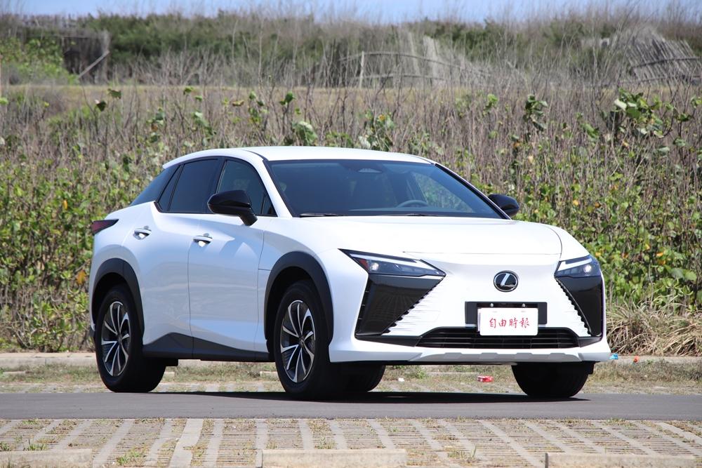 在台灣販售的Lexus RZ 450e，採單一車型販售。