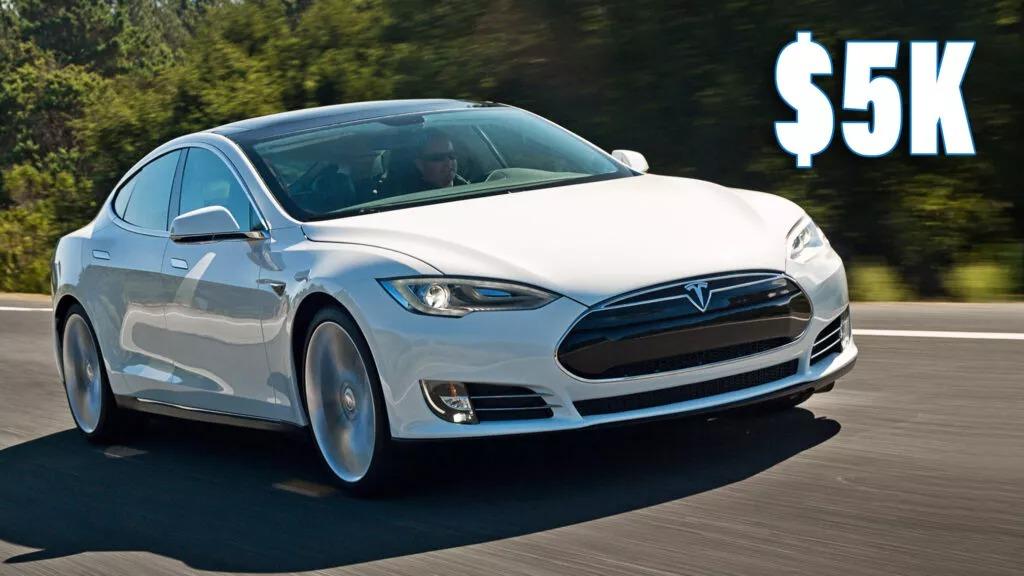 Model S 二手殘值暴跌 93%！Tesla 車主 PO 文引爆討論