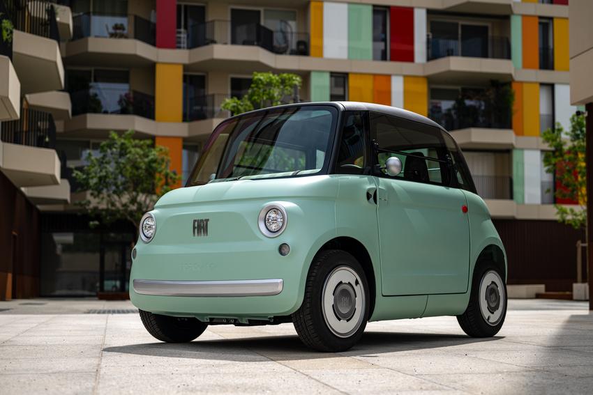 Fiat 發表全新微型電動車 Topolino，看上去就像是迷你版 Fiat 500。
