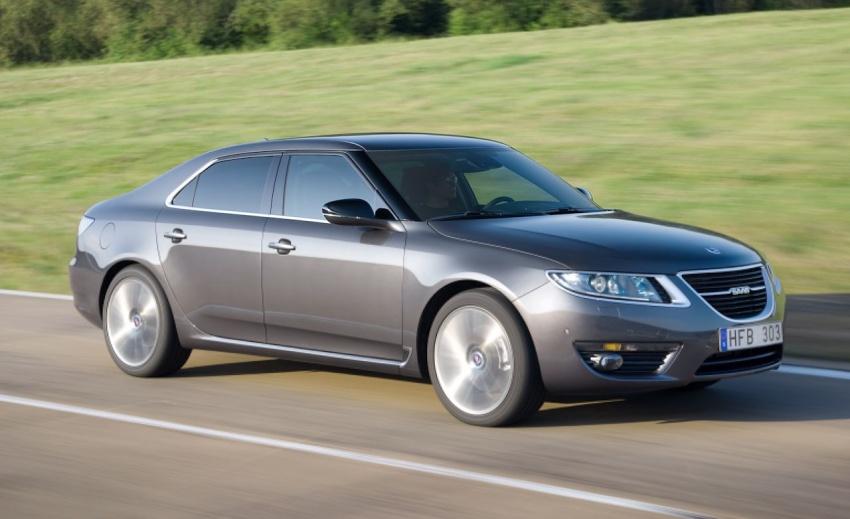 Emily GT 原型車的樣貌，明顯借鑑第 2 代 Saab 9-5 。