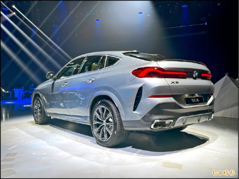 小改款X6 xDrive40i車型將M Sport外觀套件列為標配，強化動感跑格氣勢。（記者陳弘智攝）