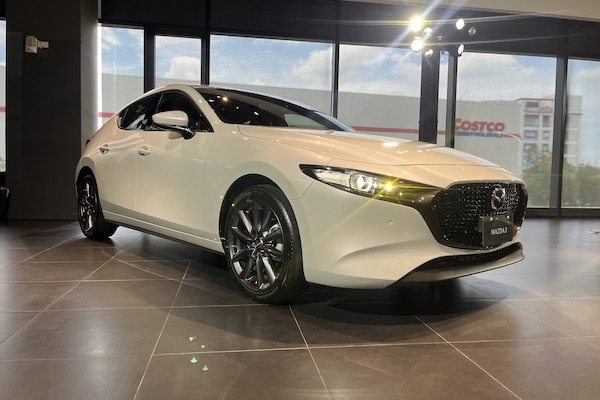 終於升級 10.25 吋中控！Mazda 3 新年式車型發表
