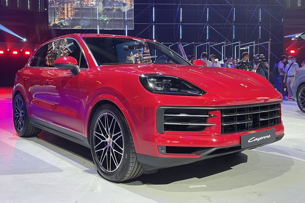 保時捷暢銷休旅 Cayenne 小改款正式抵台！配備升級再創豪華新境界