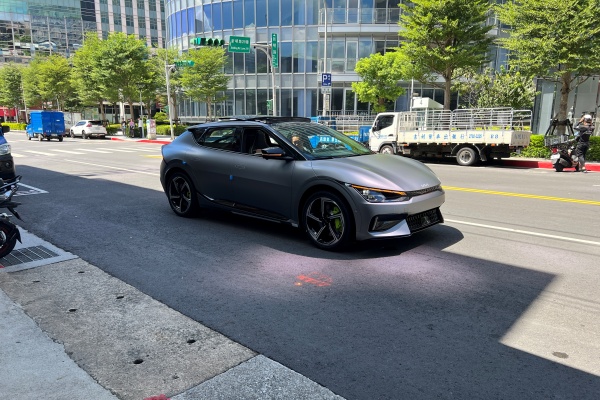 Kia 最強性能電動車 EV6 GT 即將登陸台灣！馬力 577 匹零百加速 3.5 秒