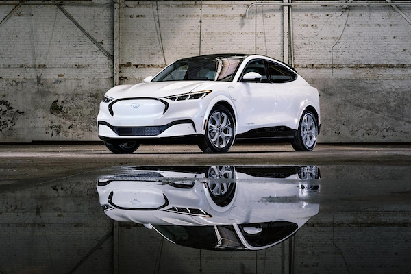 賣越多虧越多！福特坦承：賣一台電動車賠百萬元