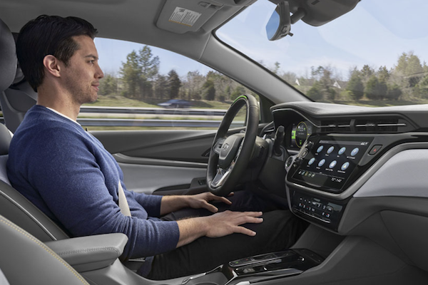 自動駕駛發生事故誰該負責？英國政府認證：車廠