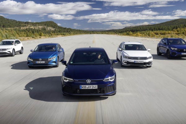 回歸疫情前水準！福斯集團 2023 年銷售 924 萬輛、Toyota 集團有望破千萬