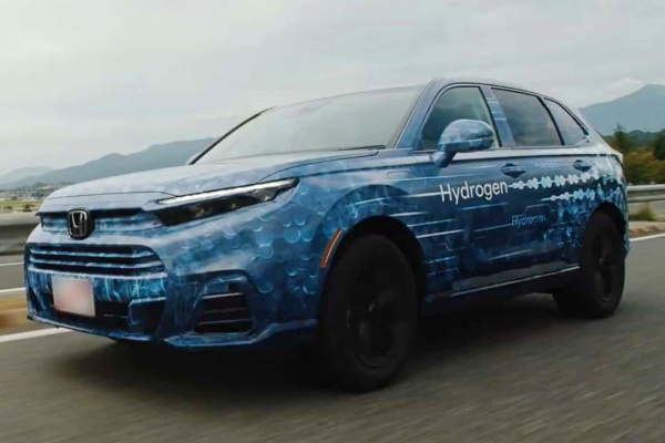 Honda 釋預告：CR-V 全新動力確認今年發表！雙能源補充還可提供外接電源