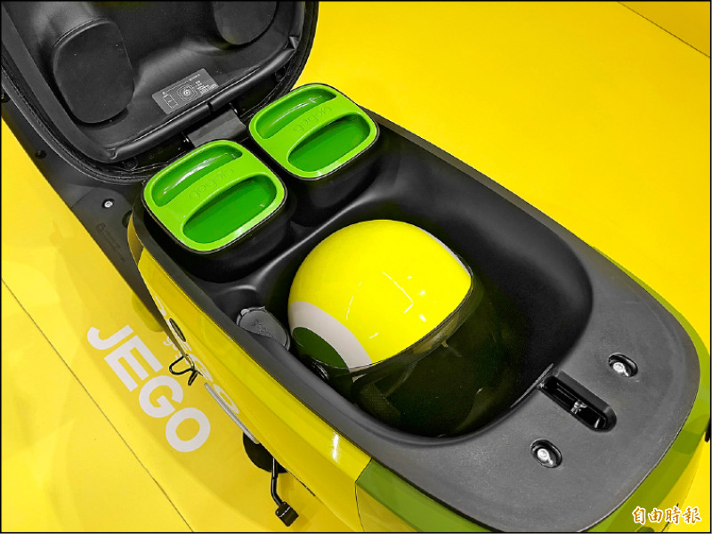 雙電池版本的Gogoro JEGO,純電續航力最高可達119公里。(記者陳英傑攝)