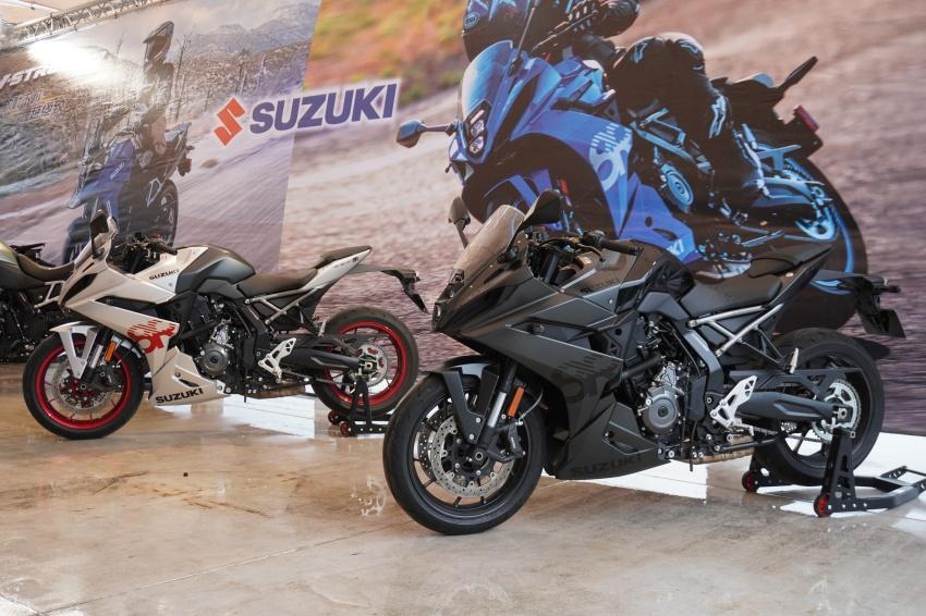 Suzuki 今日發表次世代跑車 GSX-8R（上圖）以及中量級多功能車 V-STROM 800（下圖）。