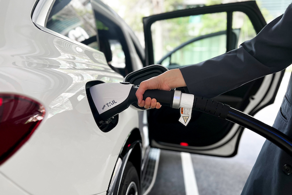 大幅減少電動車充電複雜流程！特爾電力推即插即充便利功能