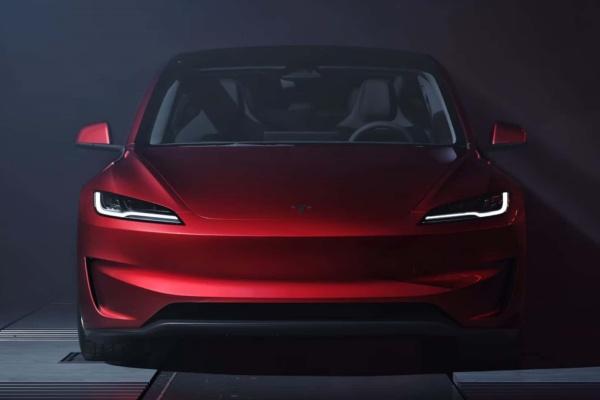 零百加速 2.9 秒、全新賽道模式！Tesla 新 Model 3 Performance 發表上市