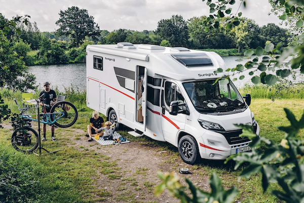 空間更大 一次可睡 4 人！德國歐馬導入 Sunlight 新款露營車