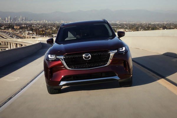 Mazda 釋出七人休旅車預告！CX-90 規劃 5 月台灣首度亮相