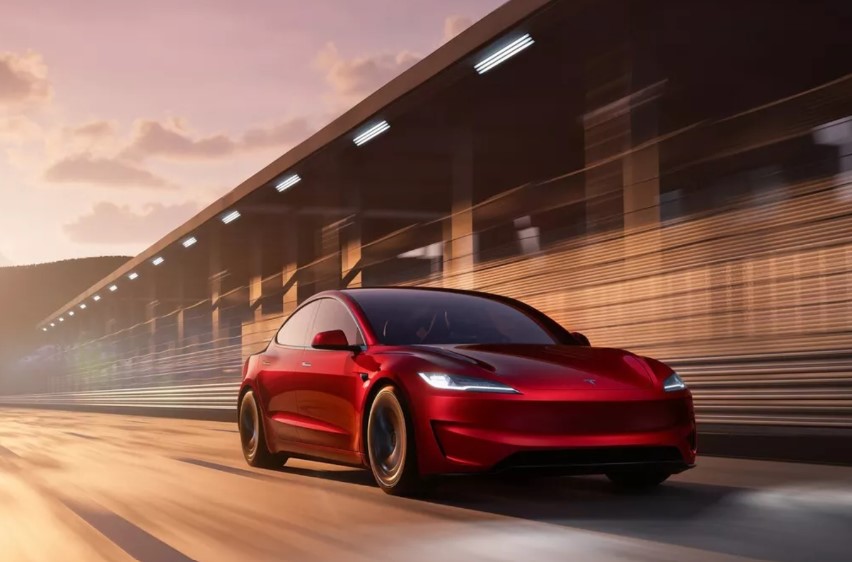 特斯拉Model 3性能版正式亮相！460匹狂級馬力驅動 零百加速3.1秒快意飛馳